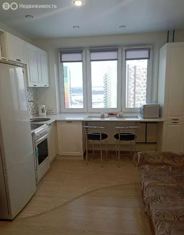 2-комнатная квартира: Киров, улица Ивана Попова, 89 (35 м) - Фото 0