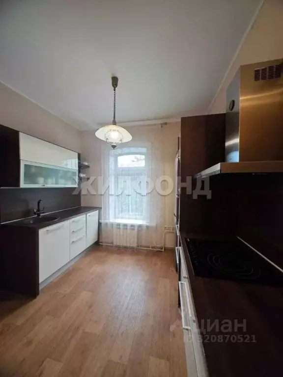 3-к кв. Томская область, Томск ул. Максима Горького, 46 (56.0 м) - Фото 1
