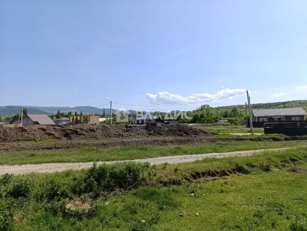 Участок в Крым, Симферопольский район, с. Доброе ул. Трудовая (6.0 ... - Фото 2