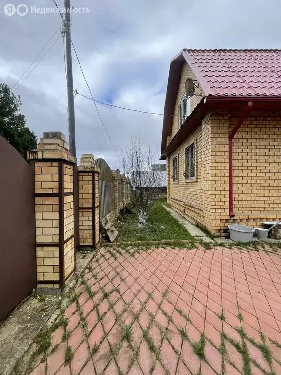 Дом в Пермский край, Добрянский муниципальный округ, село Красная ... - Фото 2