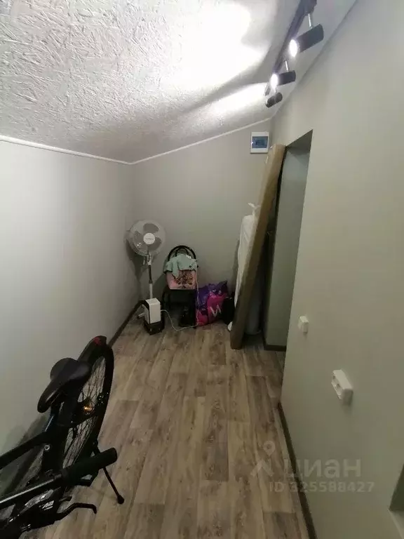 Комната Краснодарский край, Сочи Адлер жилрайон, ул. Крупской (11.0 м) - Фото 1