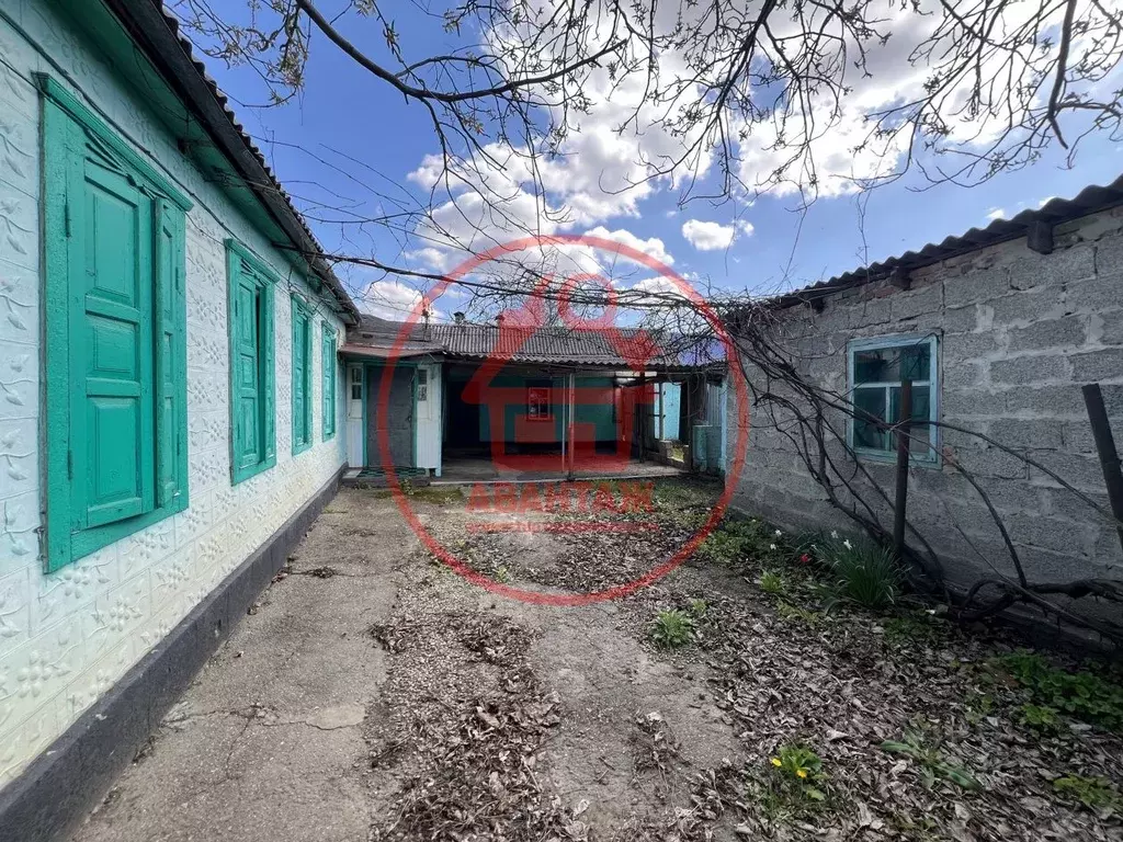 Дом в Краснодарский край, Лабинск Заводская ул., 120 (37 м) - Фото 2