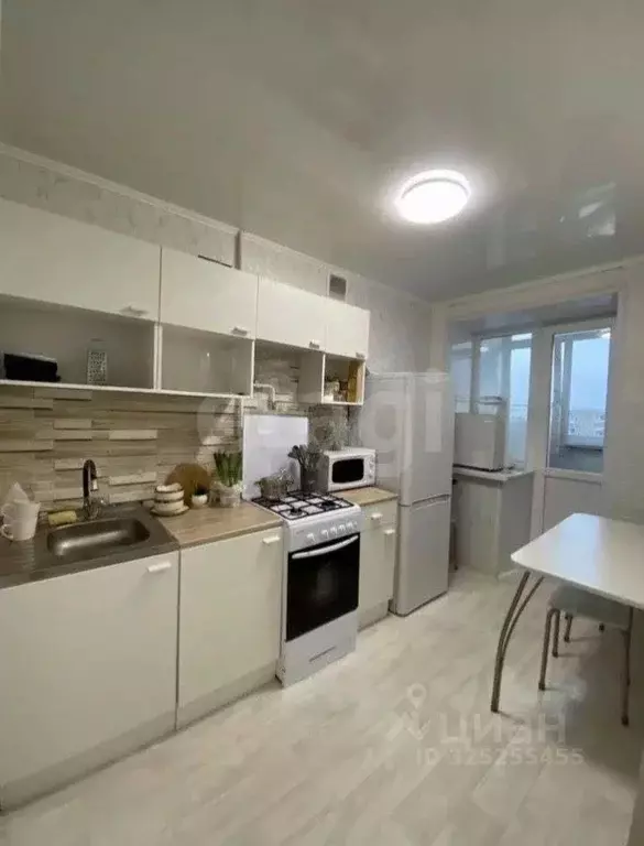 1-к кв. Башкортостан, Стерлитамак Михайловский мкр, ул. Сазонова, 26 ... - Фото 1