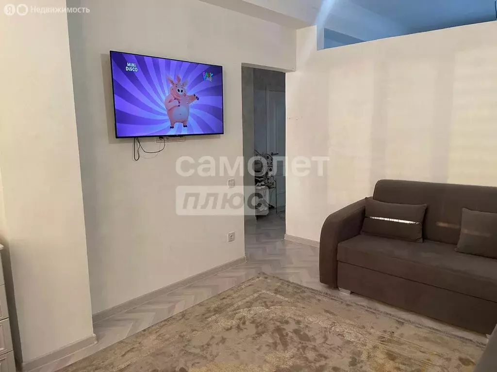 2-комнатная квартира: город Кизилюрт, улица Гагарина, 110 (50 м) - Фото 1