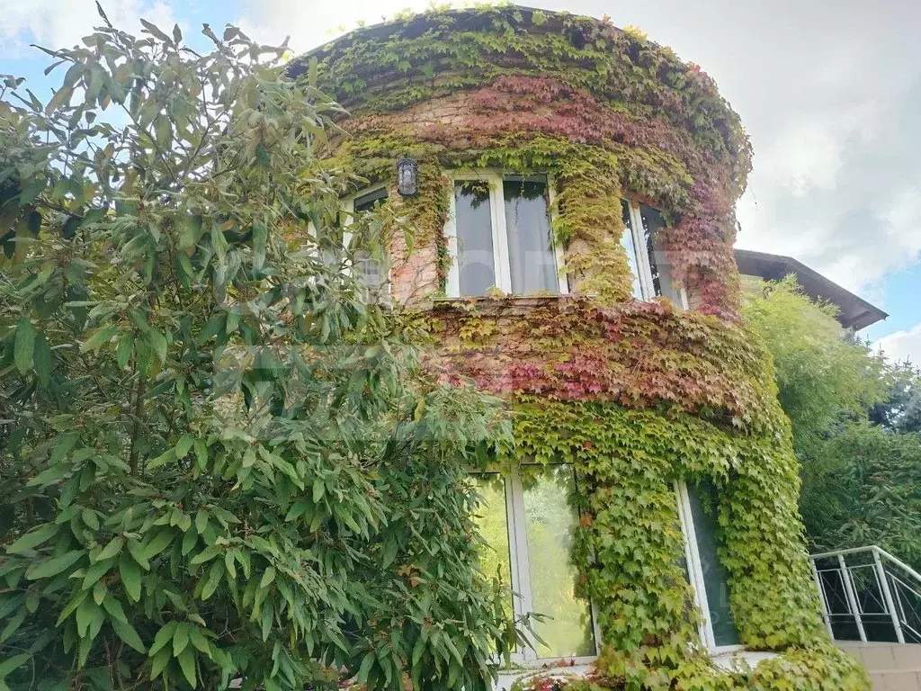 Дом в Севастополь с. Подгорное, ул. Подводников, 5 (185 м) - Фото 1