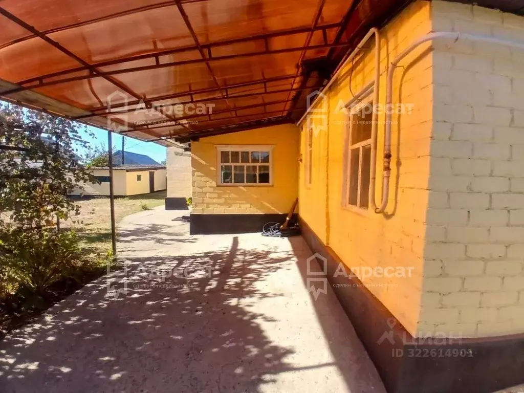 Дом в Волгоградская область, Калач-на-Дону пер. Володарского (122 м) - Фото 1