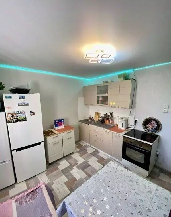 2-к кв. Татарстан, Зеленодольск ул. Сайдашева, 3 (38.0 м) - Фото 1