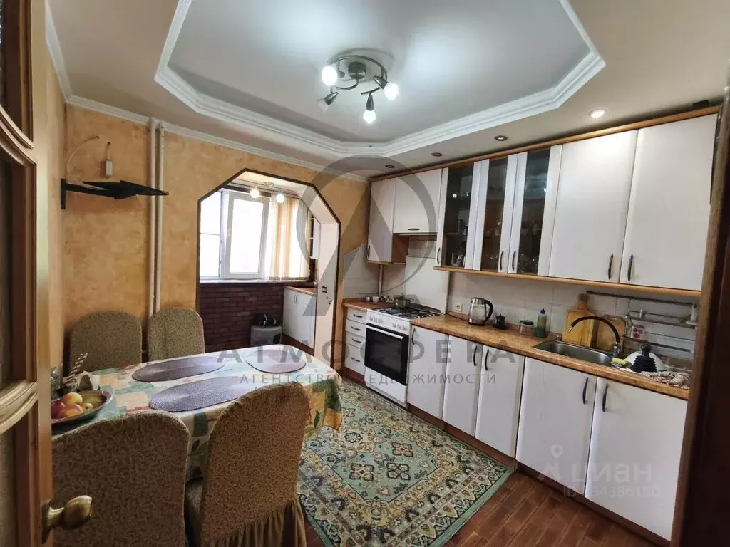 3-к кв. Краснодарский край, Туапсе Ленинградская ул., 11К1 (66.7 м) - Фото 1