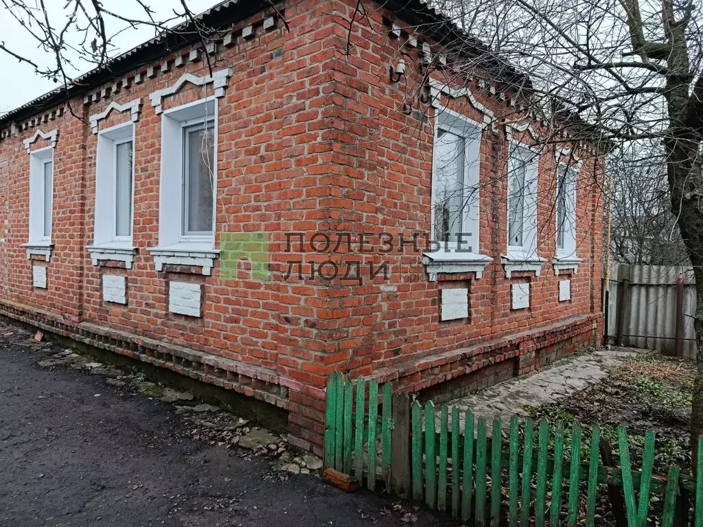 Дом в Белгородская область, городское поселение Борисовка, рабочий ... - Фото 1