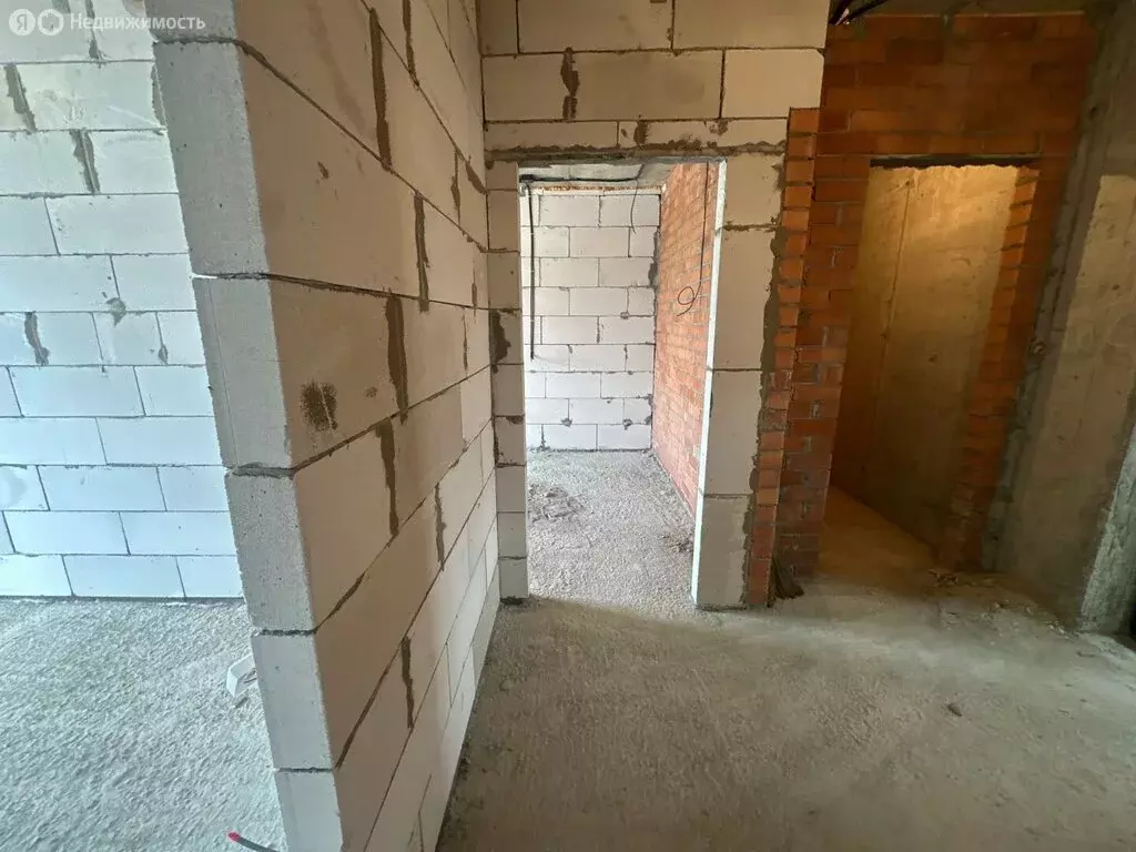 2-комнатная квартира: Владикавказ, улица Астана Кесаева, 44В (64 м) - Фото 1