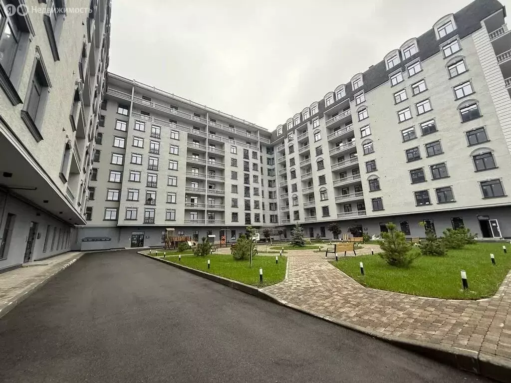 2-комнатная квартира: Нальчик, улица Биттирова, 123 (81 м) - Фото 1