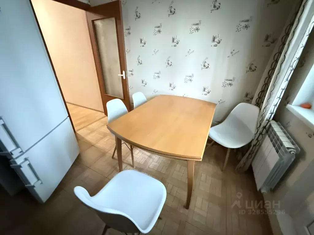 2-к кв. Московская область, Химки Молодежная ул., 74 (58.0 м) - Фото 1