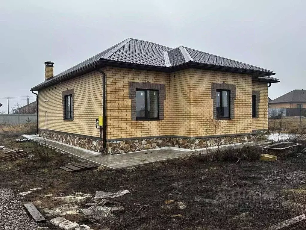 Дом в Белгородская область, Белгородский район, Тавровское с/пос, с. ... - Фото 1