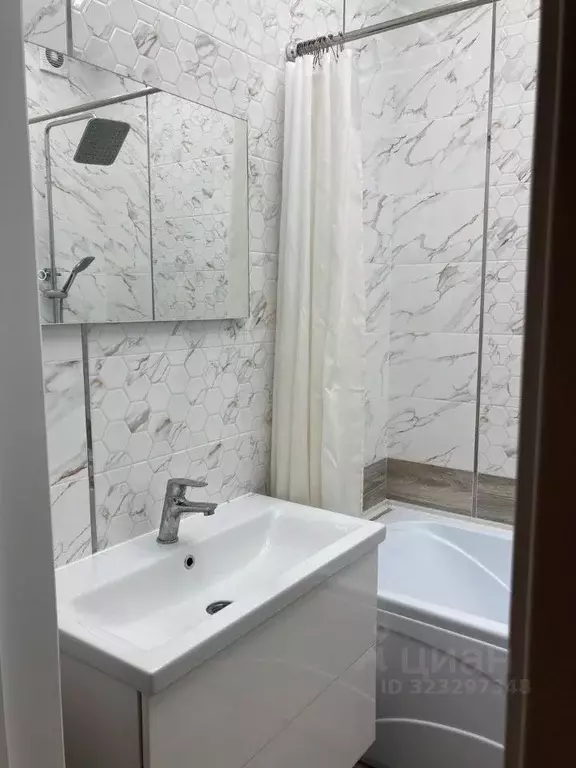 3-к кв. Чувашия, Чебоксары ул. И.П. Прокопьева, 11 (82.8 м) - Фото 2