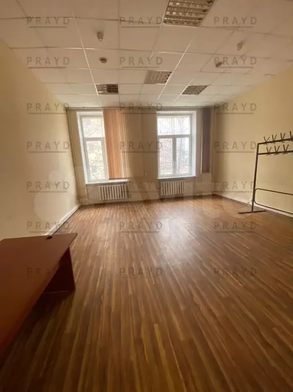 Офис 28,2м Черняховского, д.16 - Фото 0