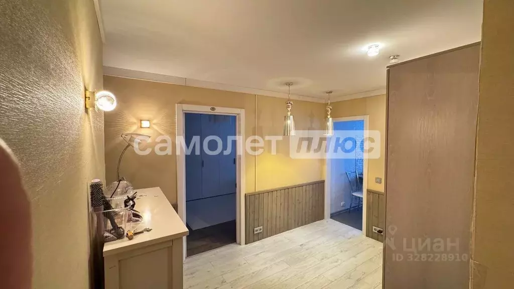 2-к кв. Белгородская область, Белгород ул. Буденного, 17 (55.6 м) - Фото 0