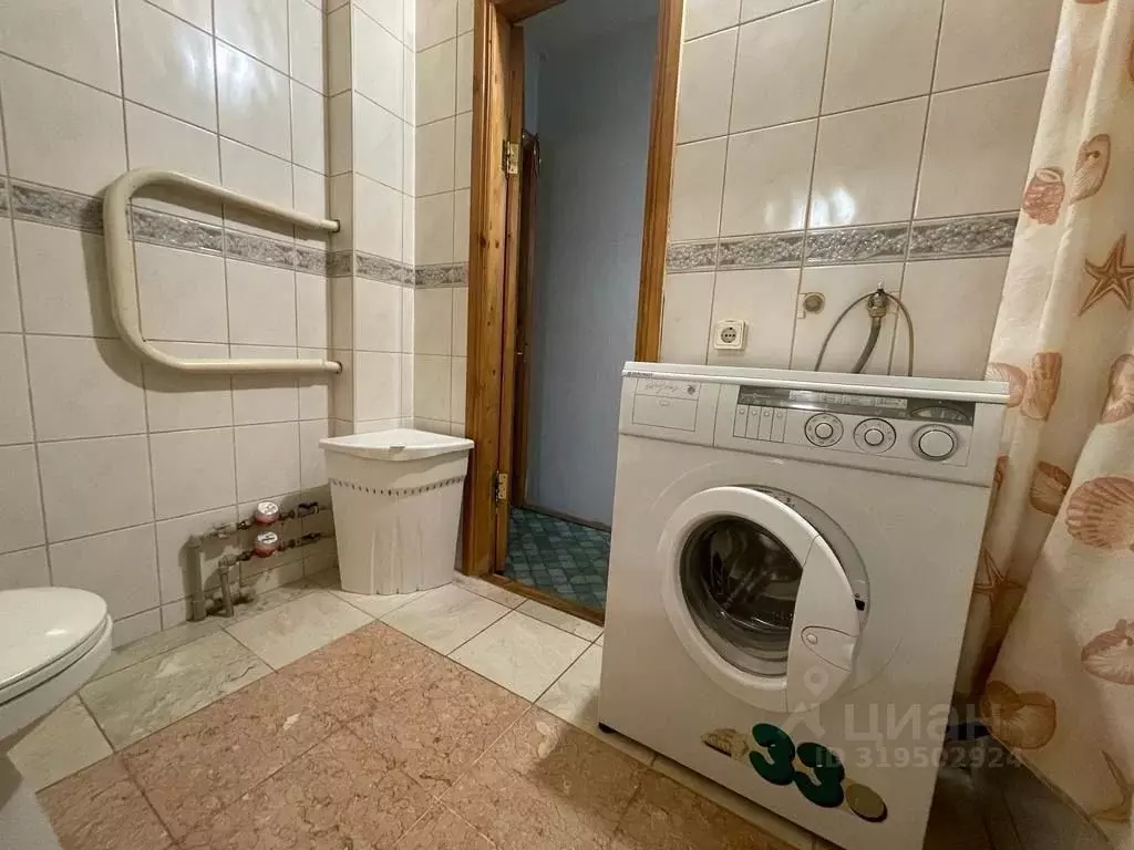 1-к кв. Татарстан, Казань ул. Серова, 2 (37.0 м) - Фото 1