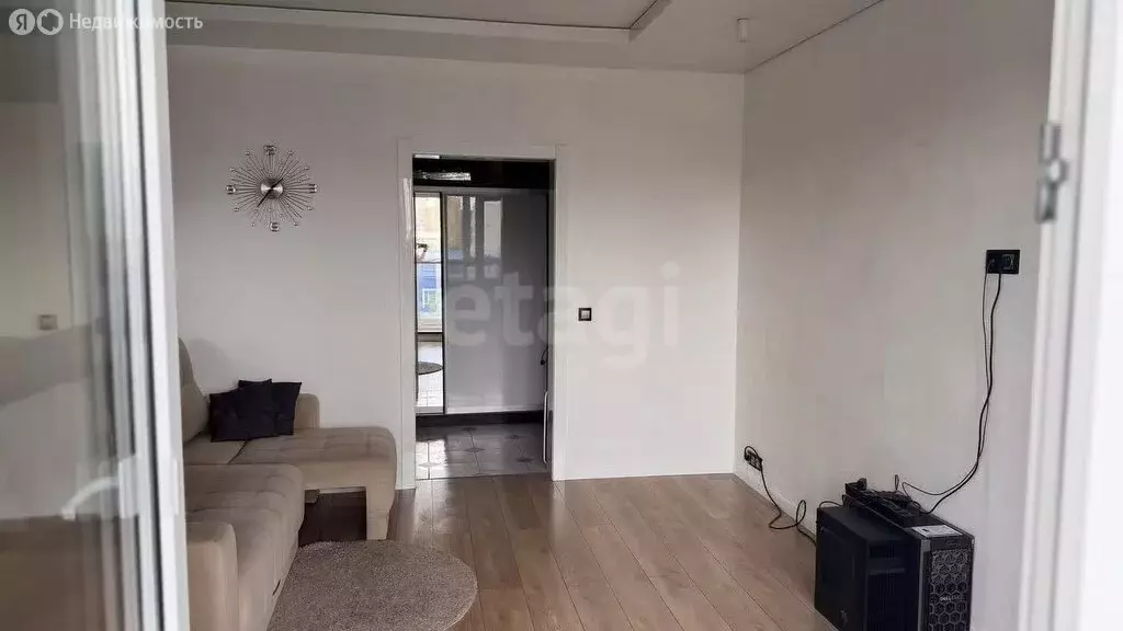 3-комнатная квартира: Иркутск, Байкальская улица, 236Б/4 (74.2 м) - Фото 0