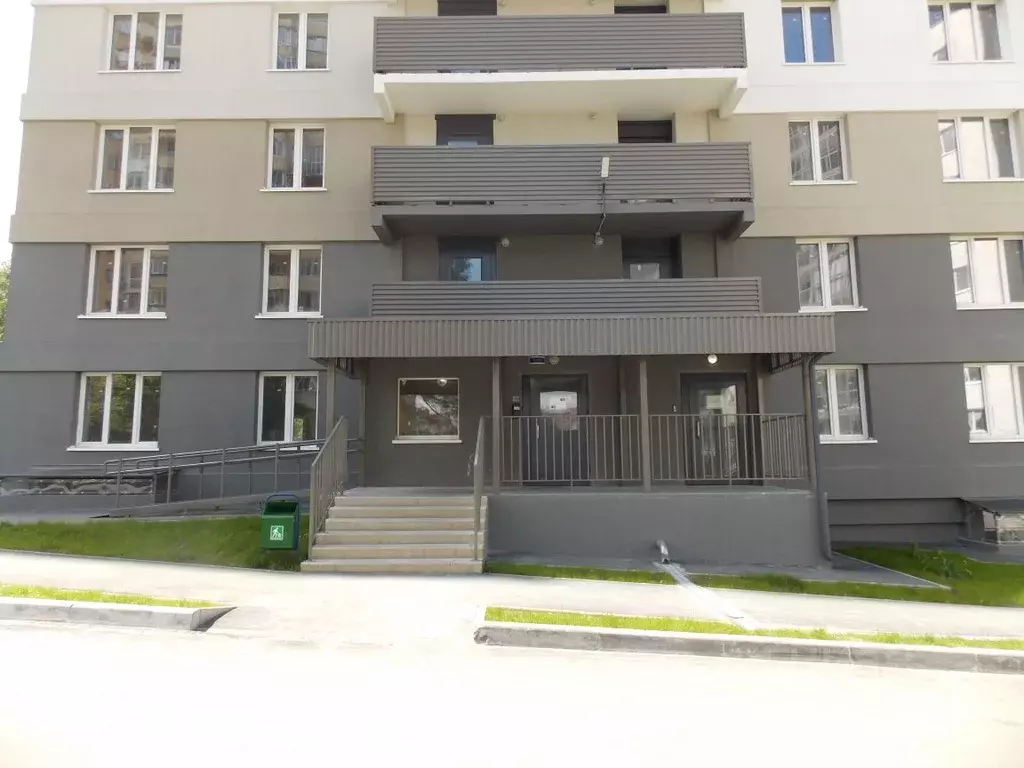 3-к кв. Новосибирская область, Новосибирск Вилюйская ул., 1 (69.7 м) - Фото 0