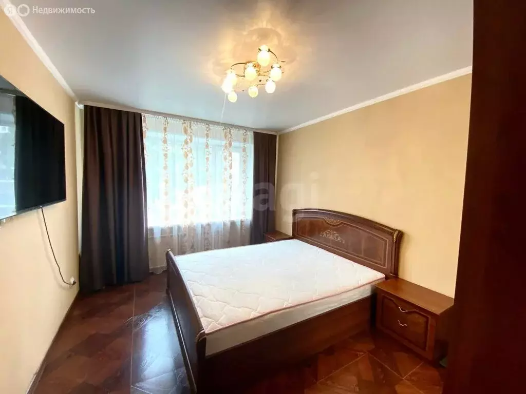 2-комнатная квартира: Петропавловск-Камчатский, улица Тушканова, 10 ... - Фото 1
