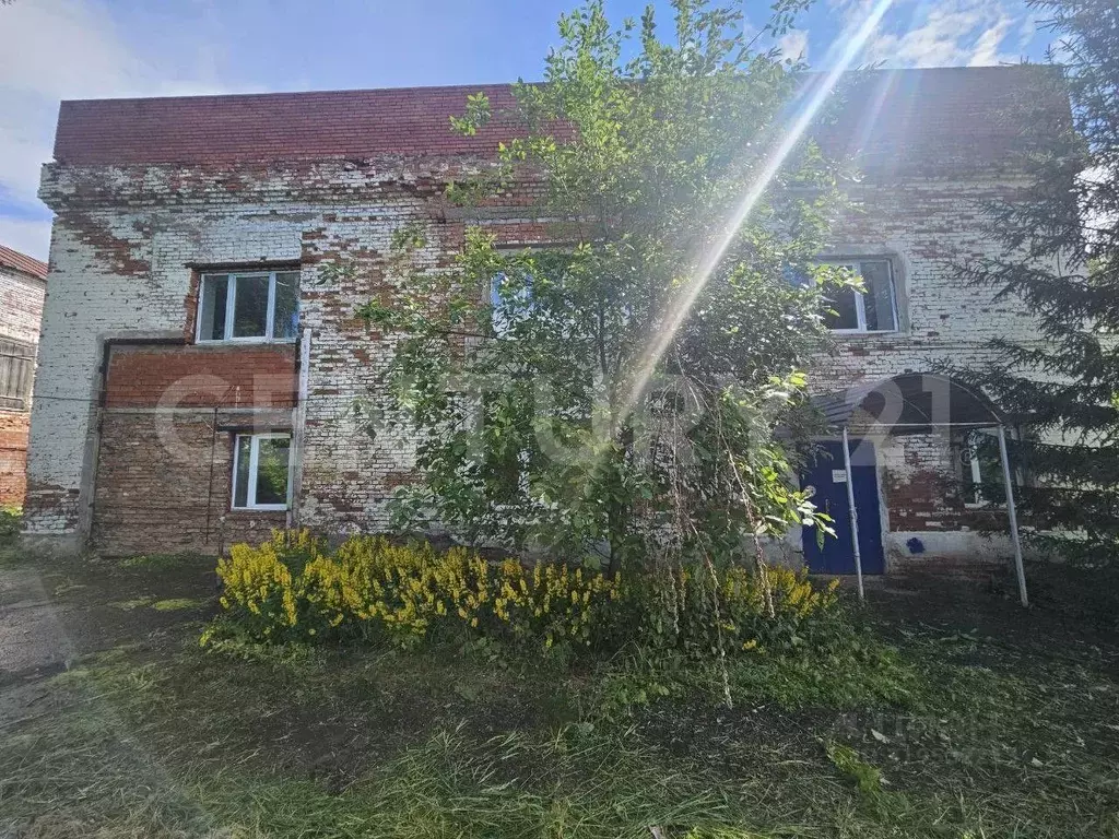 Помещение свободного назначения в Пермский край, Оса ул. Ленина, 4А ... - Фото 1