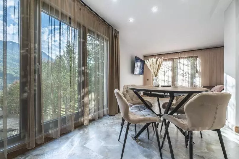 2-к кв. Краснодарский край, Сочи Красная Поляна пгт, ул. Калиновая, 9А ... - Фото 2