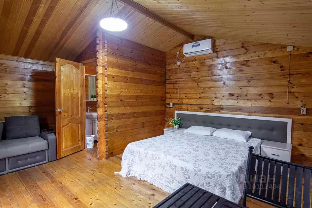 Дом в Краснодарский край, Геленджик Кавказская ул., 9 (20 м) - Фото 1