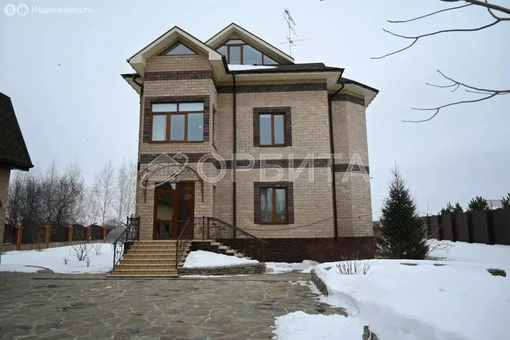 Дом в Тюмень, Демократическая улица, 1Г (354 м) - Фото 0