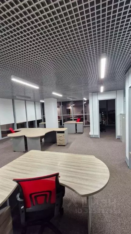 Офис в Санкт-Петербург пл. Конституции, 3к2 (300 м) - Фото 2