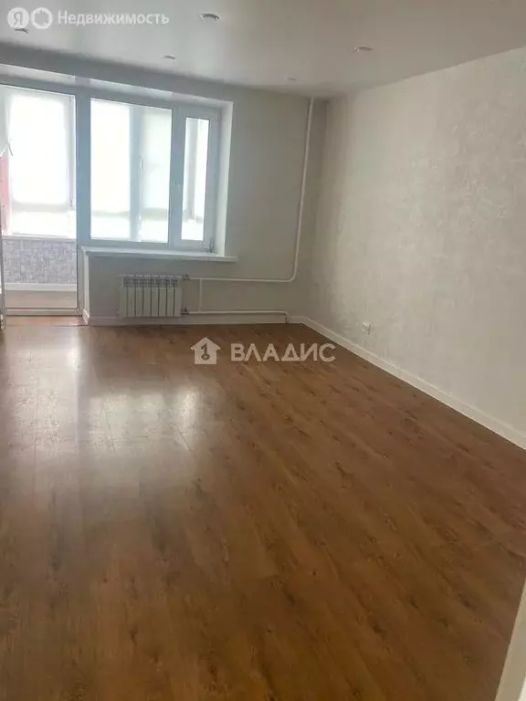 3-комнатная квартира: Лобня, улица Чайковского, 13 (62.5 м) - Фото 0