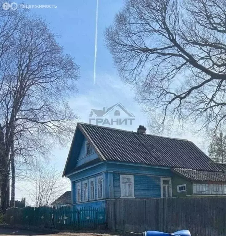 Дом в деревня Бурга, улица 8 Марта, 8А (33.2 м) - Фото 1