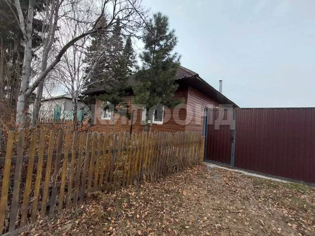 Дом в Хакасия, Абакан Центральная ул. (80 м) - Фото 2