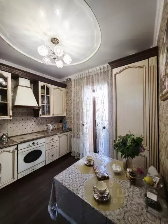 2-к кв. Астраханская область, Астрахань ул. Баха, 10 (57.5 м) - Фото 2