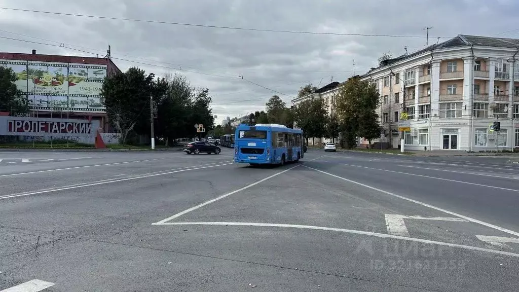 Торговая площадь в Тверская область, Тверь просп. Калинина, 8 (67 м) - Фото 1
