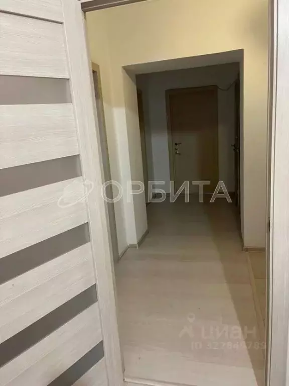 3-к кв. Тюменская область, Тюмень ул. Дружбы, 75 (83.6 м) - Фото 0