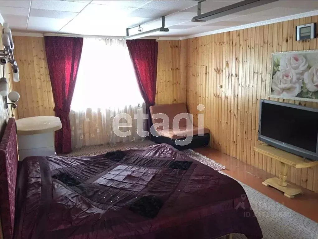 Дом в Краснодарский край, Ейское с/пос, пос. Октябрьский  (60 м) - Фото 1