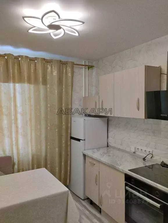 2-к кв. Красноярский край, Красноярск Караульная ул., 82 (50.0 м) - Фото 1