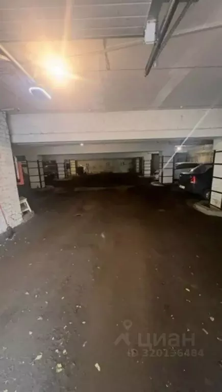 Гараж в Кировская область, Киров ул. Воровского, 11 (25 м) - Фото 1