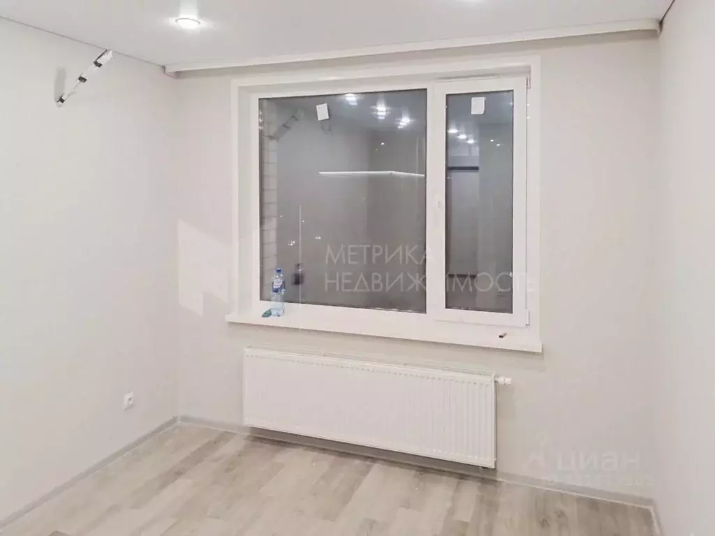 Студия Тюменская область, Тюмень Интернациональная ул., 199к9 (18.0 м) - Фото 1
