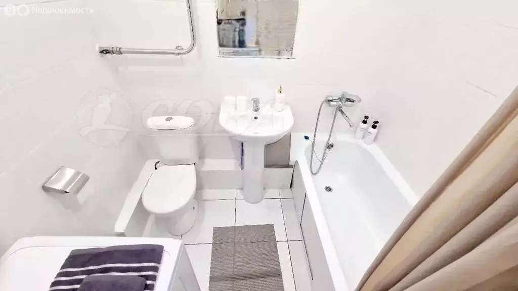 Квартира-студия: Тюмень, улица Новосёлов, 115 (18 м) - Фото 1