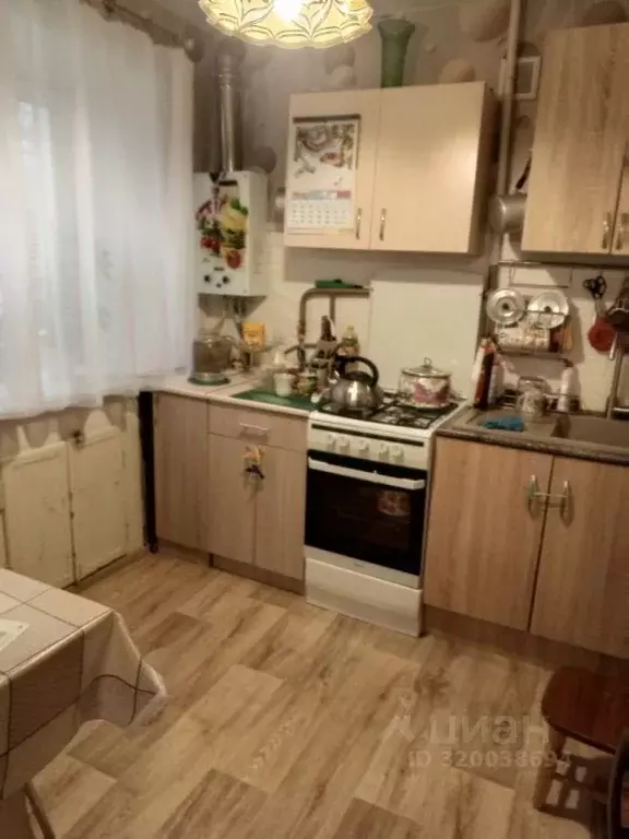 2-к кв. Тульская область, Тула Октябрьская ул., 211 (42.3 м) - Фото 0