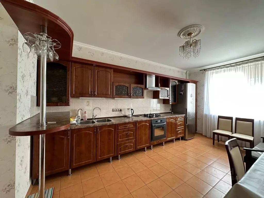 3-к кв. Крым, Симферополь ул. Тургенева, 23А (120.0 м) - Фото 1