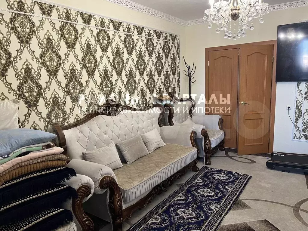 3-к. квартира, 70 м, 7/10 эт. - Фото 1