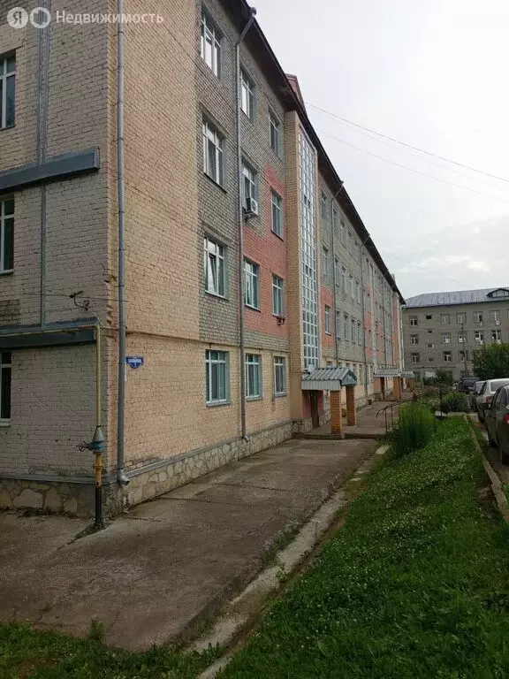 2-комнатная квартира: Кунгур, Батальонная улица, 7 (67.9 м) - Фото 2