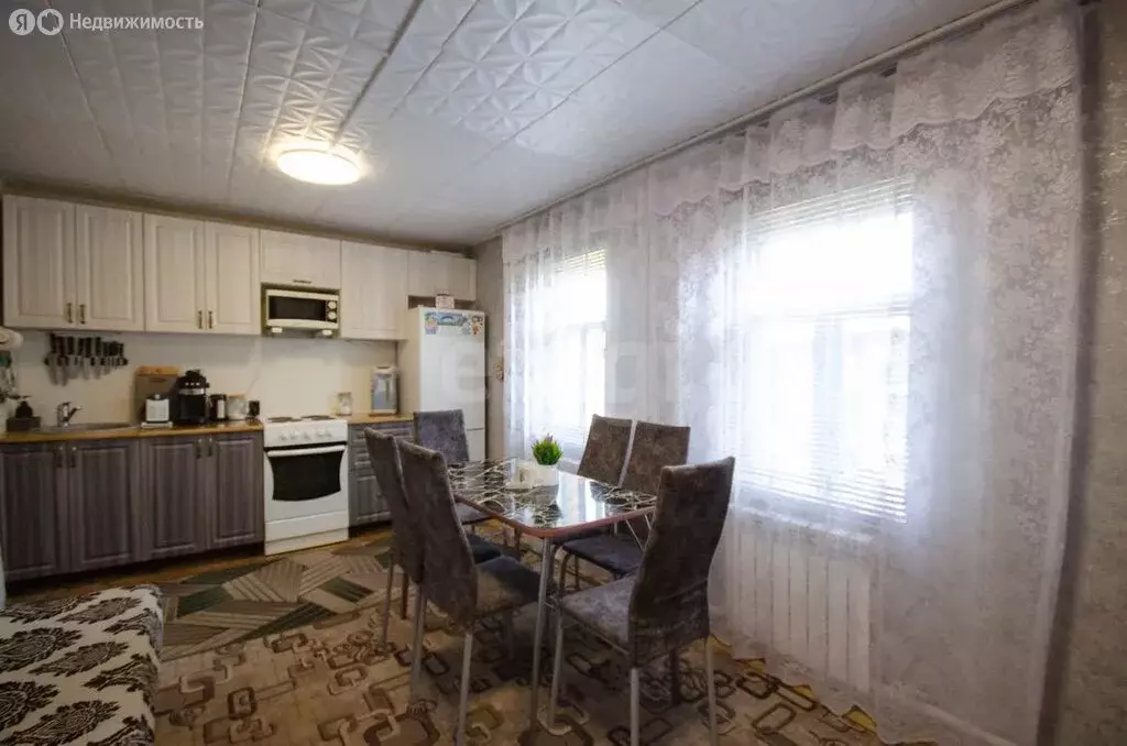 Дом в Ялуторовск, улица Кирова, 29 (69 м) - Фото 1