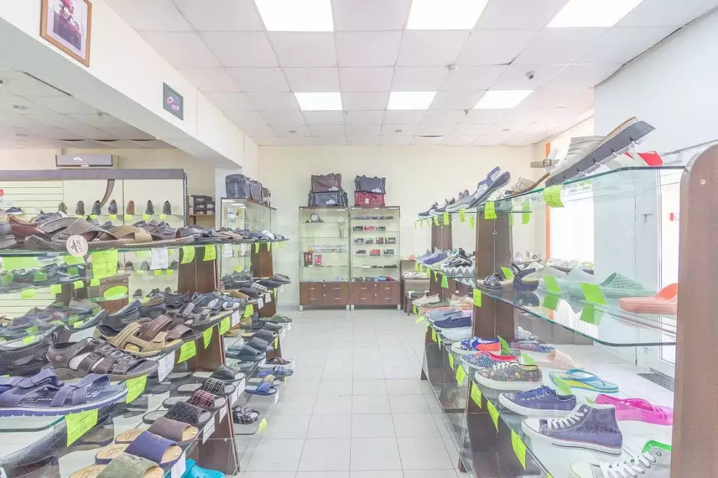 Торговая площадь в Сахалинская область, Холмск ул. Победы, 2 (329 м) - Фото 1