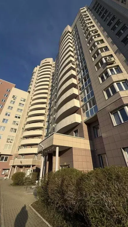 3-к кв. Свердловская область, Екатеринбург ул. Юлиуса Фучика, 5 (104.0 ... - Фото 1