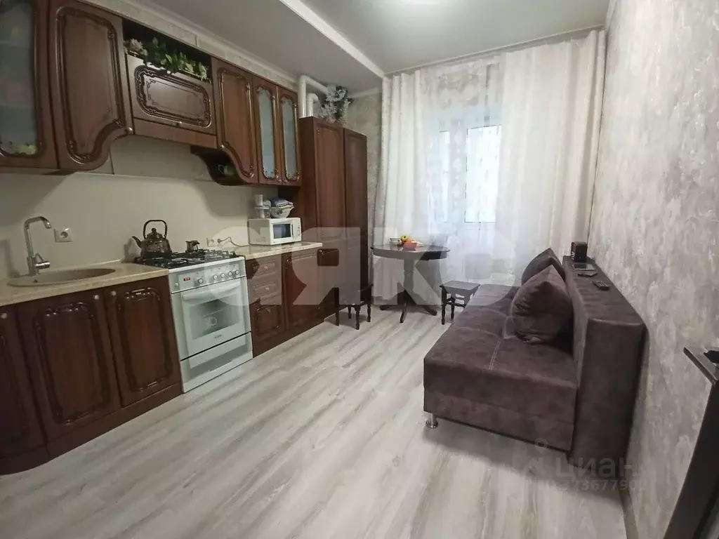 1-к кв. Краснодарский край, Горячий Ключ ул. Кириченко, 11А (47.0 м) - Фото 1