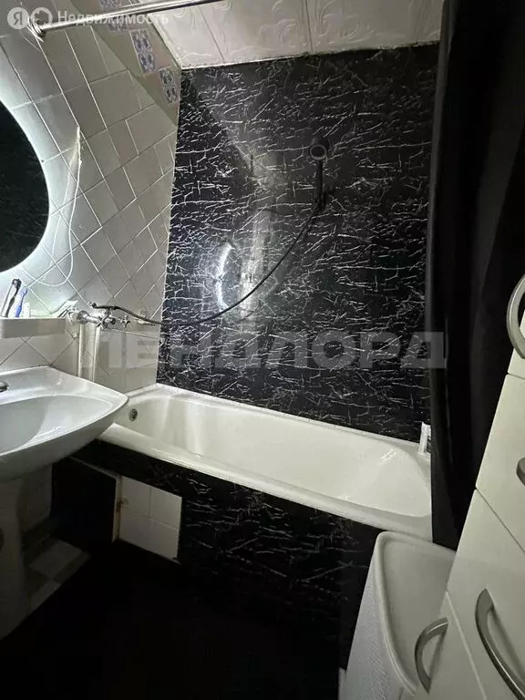 3-комнатная квартира: Ростов-на-Дону, улица Зорге, 72/44 (64 м) - Фото 0