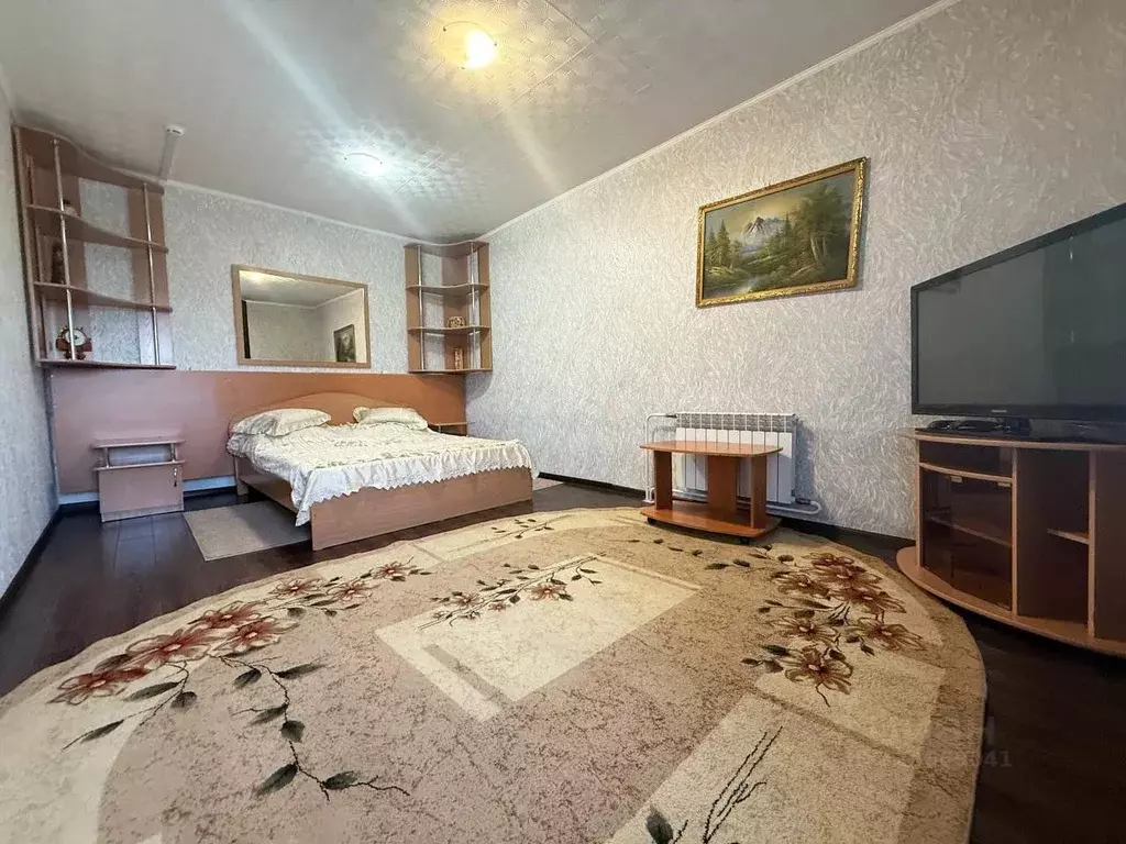 Комната Хакасия, Абаза ул. Гагарина, 5А (44.0 м) - Фото 1